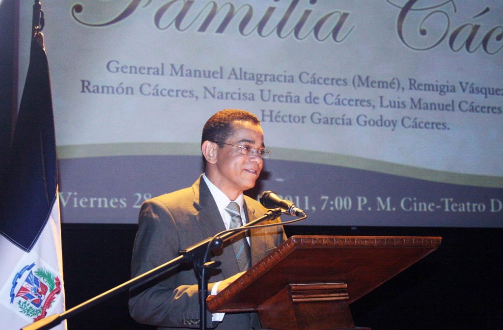 El Senador de Espaillat el Dr. José Rafael Vargas